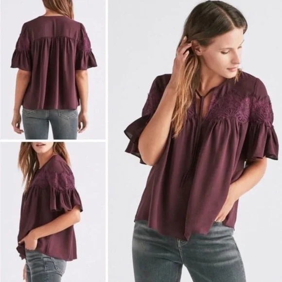 Lucky Brand Flutter Sleeve Blouse - Picture 1 of 14